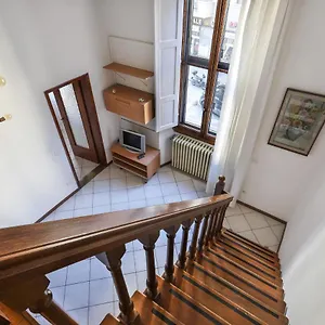 Santa Maria Novella Bright And Modern - Hosted By Sweetstay Apartamento