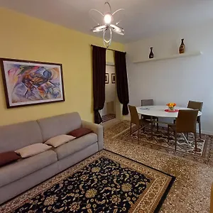 fortuny-loft.hotelslidodijesolo.com/