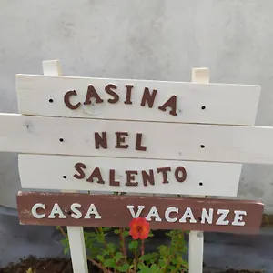 casina-nel-salento.lecce-hotels.com/
